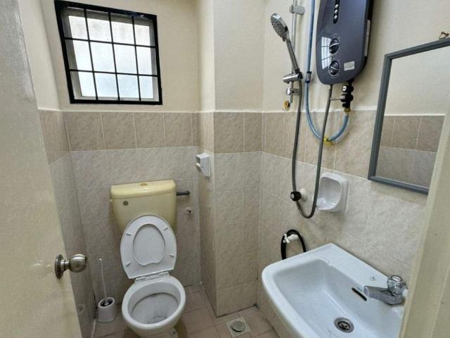 Flora Damansara Single RoomAvailable To Rent