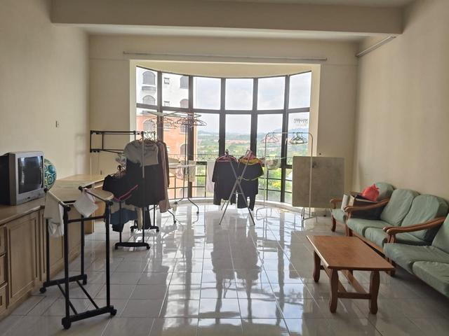 Flora Green Condominium Bandar Sungai Long