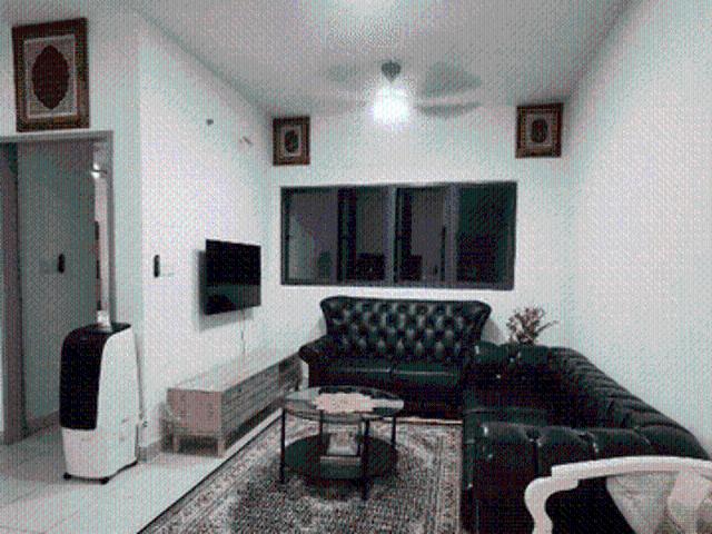 Flora Residency
