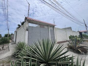 FLORESTA: CASA ESQUINERA CON 2 AMBIENTES INDEPENDIENTES