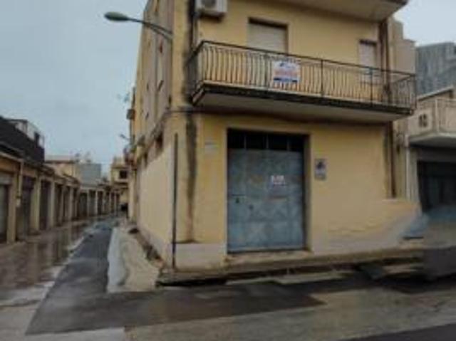 Florida: Semi indipendente con ampio garage e terrazzo