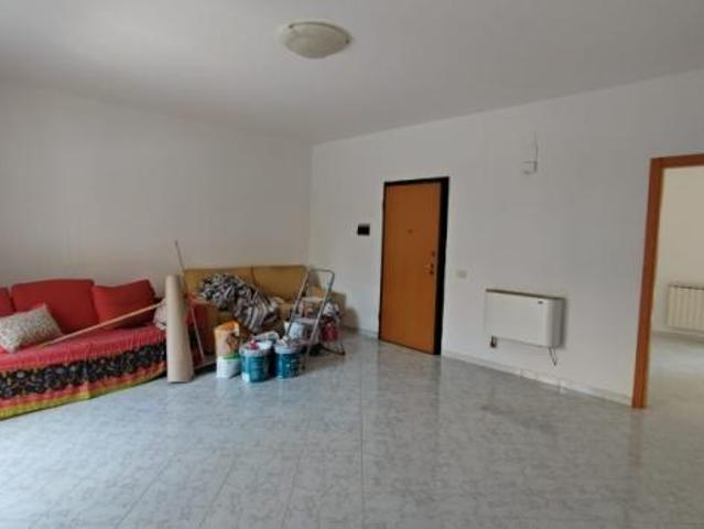 Floridia: Appartamento di mq 140 in zona Taverna