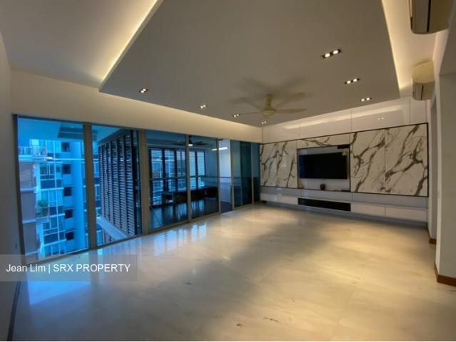 Floridian D21, Condominium