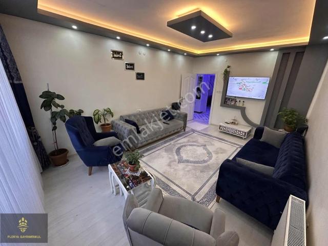 Florya Gmden Şirintepenin En Gözde Yerinden Bakımlı 3+1 Daire