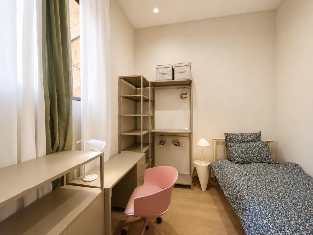 Flat Madrid Centro, Built Surface 113m 2, 4 Bedrooms, 2 Bathrooms, Lift