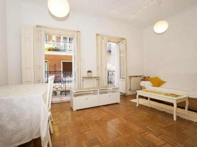 Flat Madrid La Latina, Built Surface 45m 2, 1 Room, 1 Bathrooms, Lift
