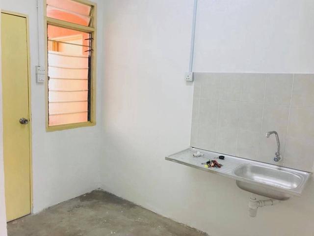 Flat Mount Austin below bank value full loan