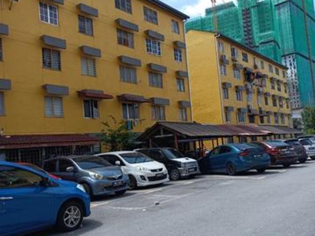 Flat nak jual MurahPangsapuri taman Keramat Permai dekat sgt dgn LRT