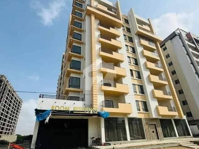 Flat Of 1100 Square Feet Is Available In Contemporary Neighborhood Of Jinnah Avenue