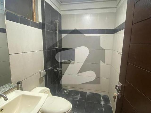 Flat Of 1200 Square Feet Available For rent In Civil Lines