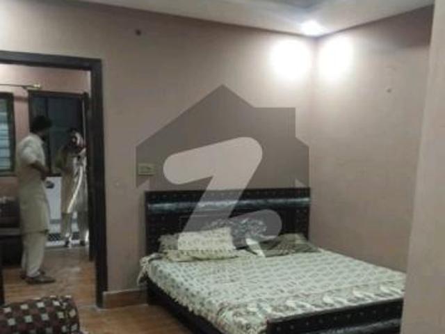 Flat Of 350 Square Feet Flat Available For Rent In Johar Town Phase 2 Block H3