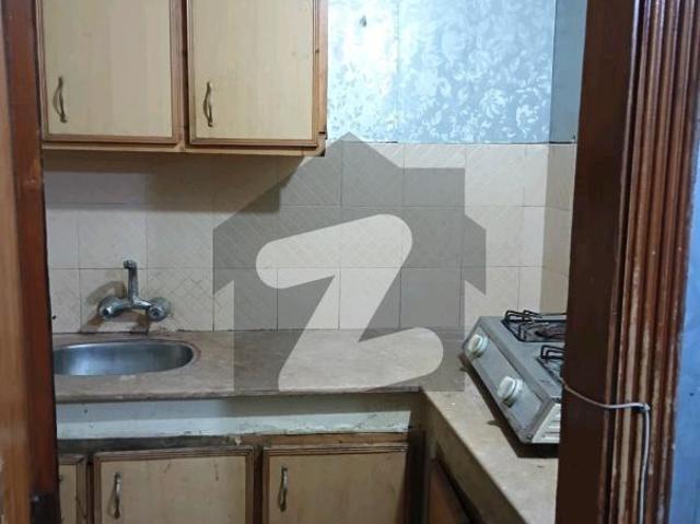 Flat Of 800 Square Feet In E 11 Is Available E 11