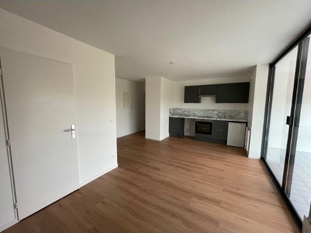 flat at Allée de Liège, Lille
