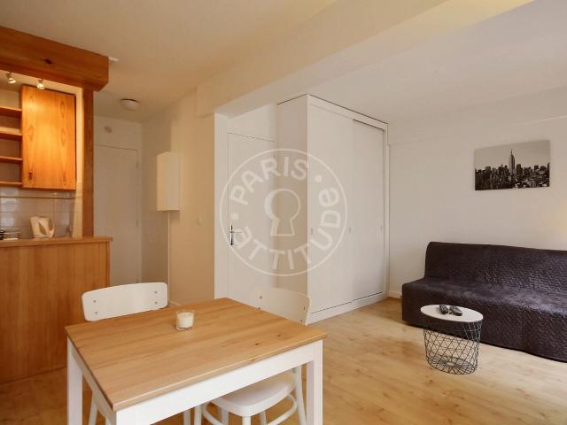 flat at Boulevard de la Saussaye, Neuilly sur Seine