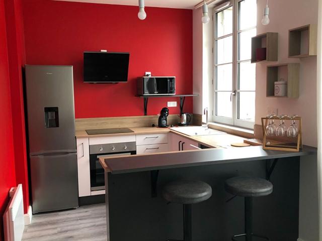 flat at Cours National Michel Baron, Saintes