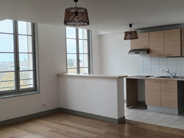 flat at Petite Rue du Séminaire, Saintes