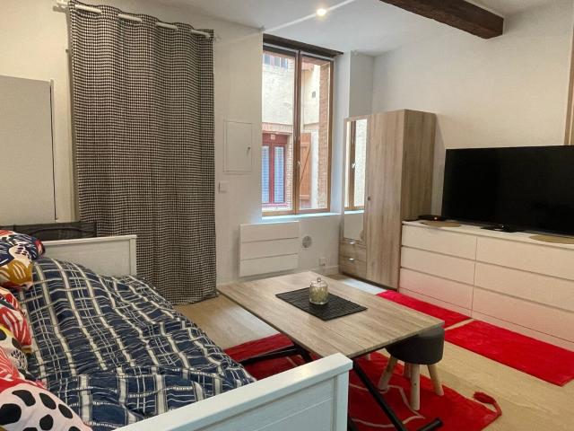 flat at Place Jean Diebold, Toulouse