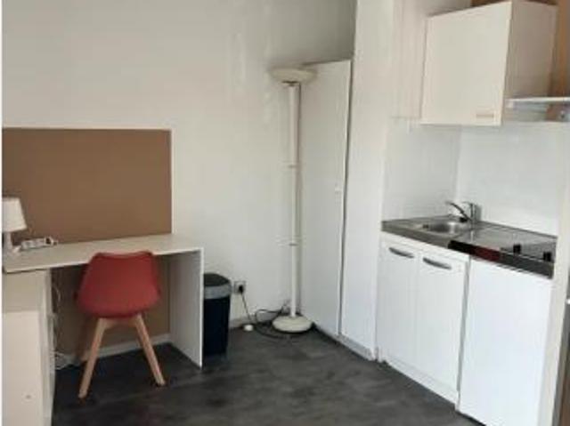 flat at Place Pey Berland, Bordeaux