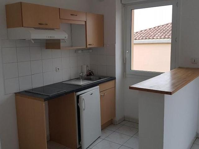 flat at Rue Auger Gaillard, Carcassonne