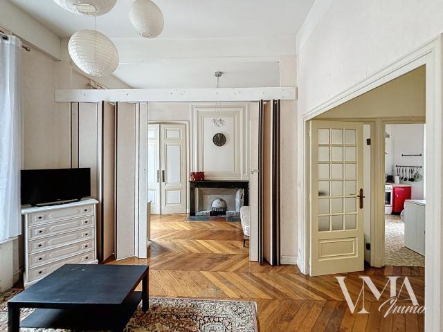flat at Rue de Condé, Lyon