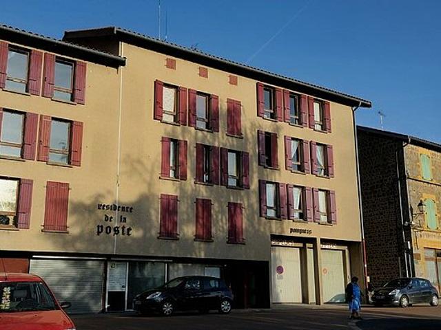 Location Appartement Rue de l'École, Montrottier