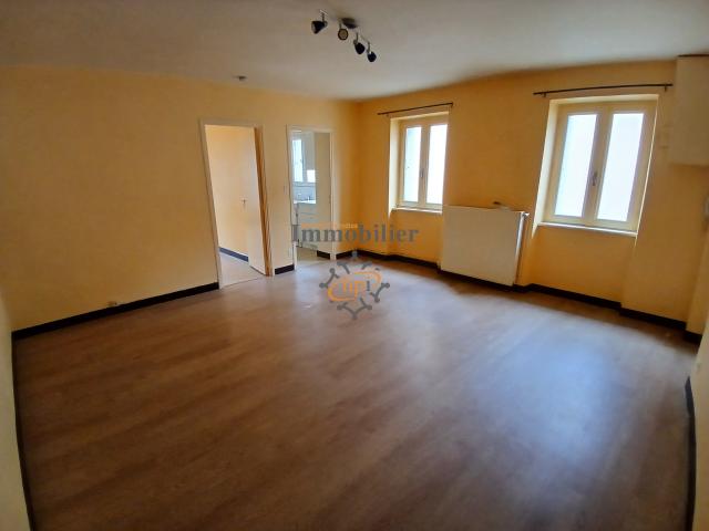 flat at Rue des Albarèdes, Saint Affrique