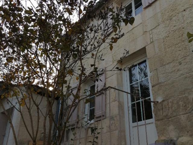 flat at Rue des Thermes Romains, Saintes