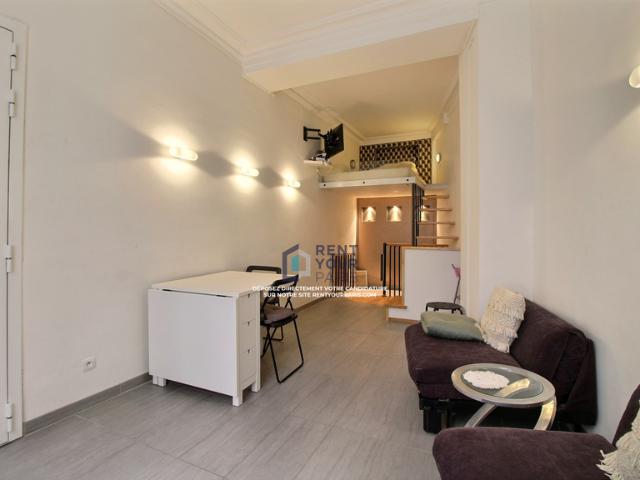 flat at Rue du Faubourg Saint Honoré, Paris