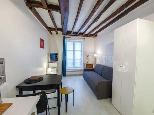 flat at Rue Poncelet, Paris