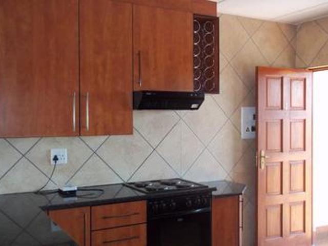 flat available within walking distan.