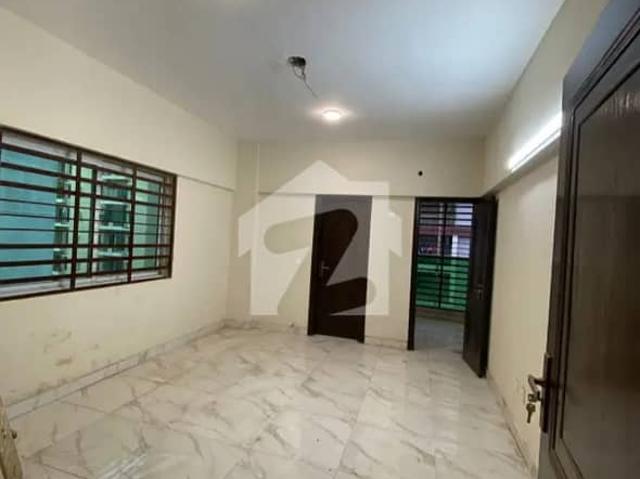 Flat Available For Sale In Bahadurabad Karachi