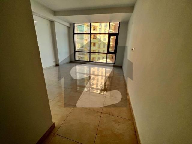 Flat Available For Rent Emaar Pearl Towers