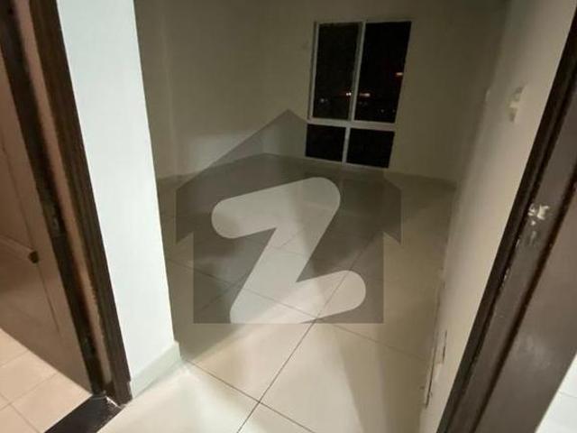 Flat available for rent fully family enviorment just one call all utilities are approaches kda scheme 1