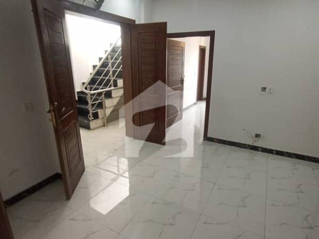Flat Available For Rent Good Location Lift Available