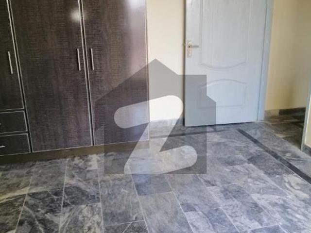 Flat Available For Rent Gulberg 2