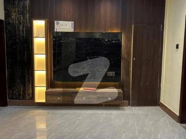 Flat available for rent in high rise shaheed millat road
