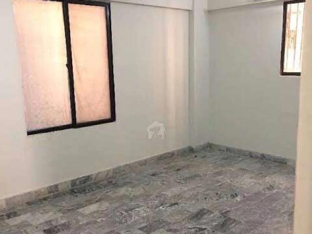 Flat Available for Rent small family Karachi Gulshan E Iqbal Block 9 ID 15733