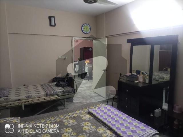 Flat availaible for rent in gulistan e johar block 17 haroon royal city neat 3beddd vip location gulistan e jauhar block 17