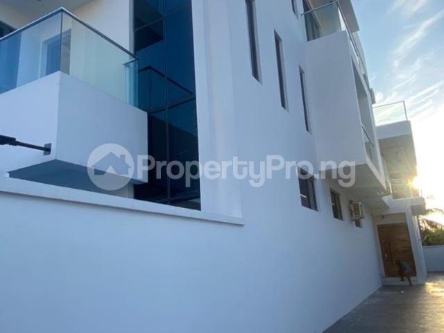Flat / Apartment in Lekki Phase 1 Lekki Lagos | Flat / Apartment for sale in lekki | Flat / Apartment in lekki | PropertyPro Nigeria