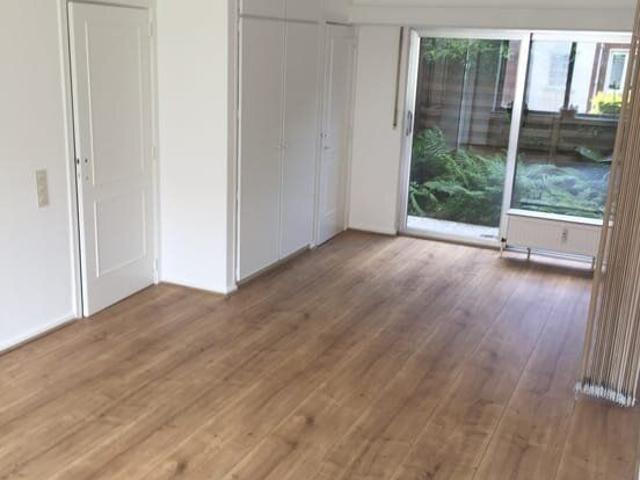 FLAT APPARTEMENT