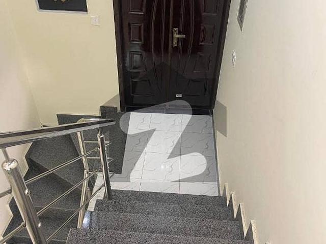 Flat Are Available In Low Rate In Pak Arab Phase 1