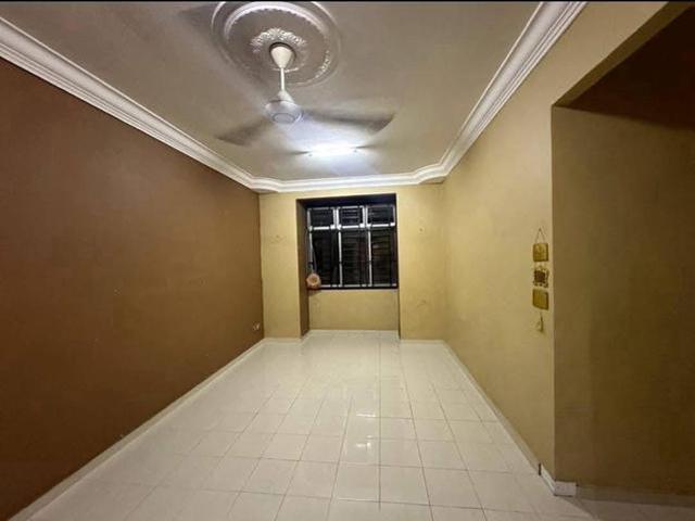 Flat Bukit Indah Untuk Dijual Full Loan Bumi Lot