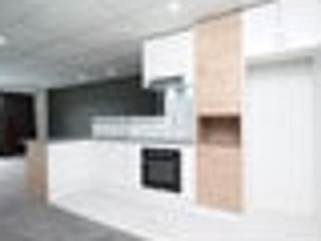Flat Bush, 3 bedrooms, $650 pw