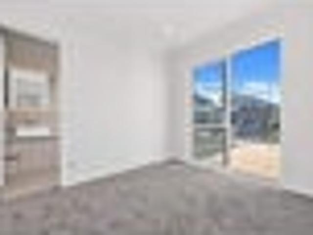 Flat Bush, 3 bedrooms, $680 pw
