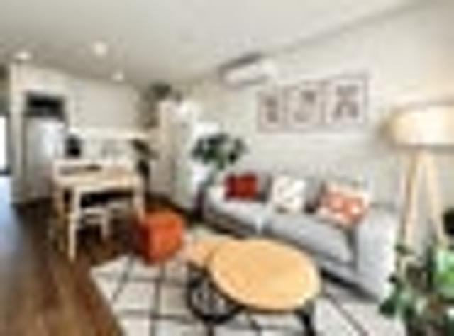 Flat Bush, 3 bedrooms, $690 pw