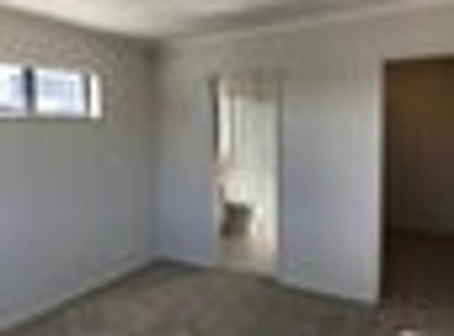 Flat Bush, 3 bedrooms, $740 pw