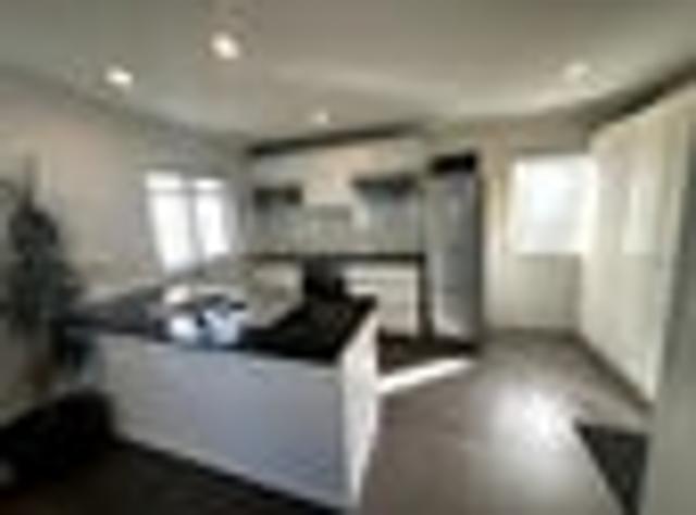 Flat Bush, 3 bedrooms, $740 pw