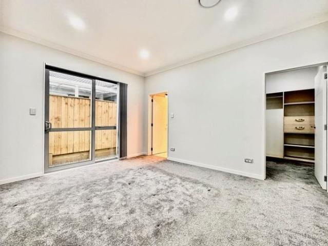 flat bush, 3 bedrooms