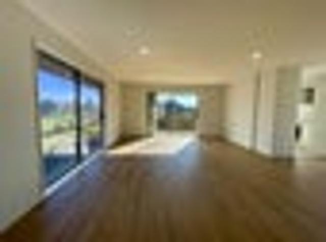 Flat Bush, 3 bedrooms, $775 pw