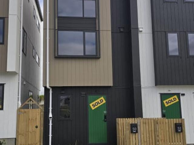 flat bush, 3 bedrooms